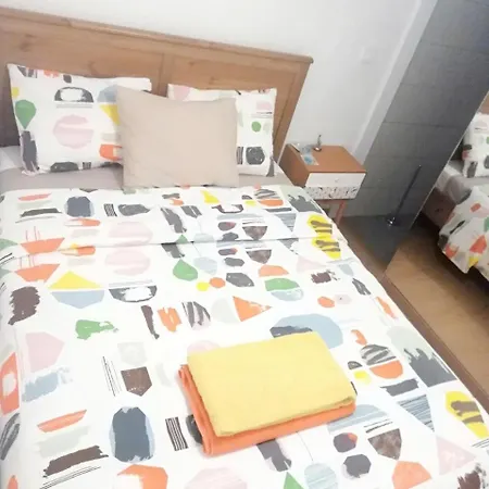 Studio In Estoril, With Wonderful City View And Wifi - 100 M From The Beach 아파트